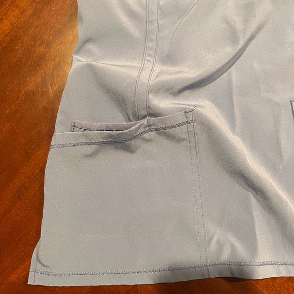 Women’s Cherokee Infinity scrubs - Picture 4 of 16